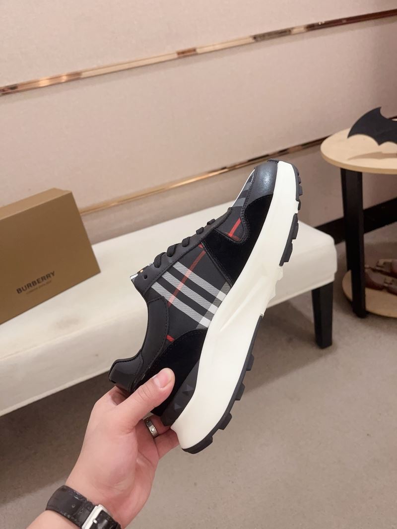 Burberry Low Shoes